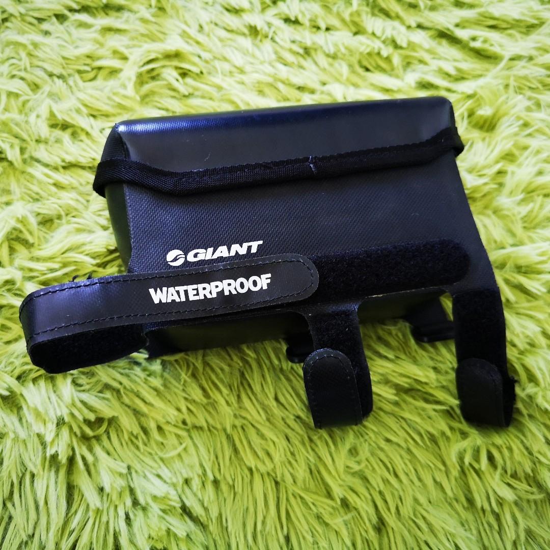 Giant top tube bag top