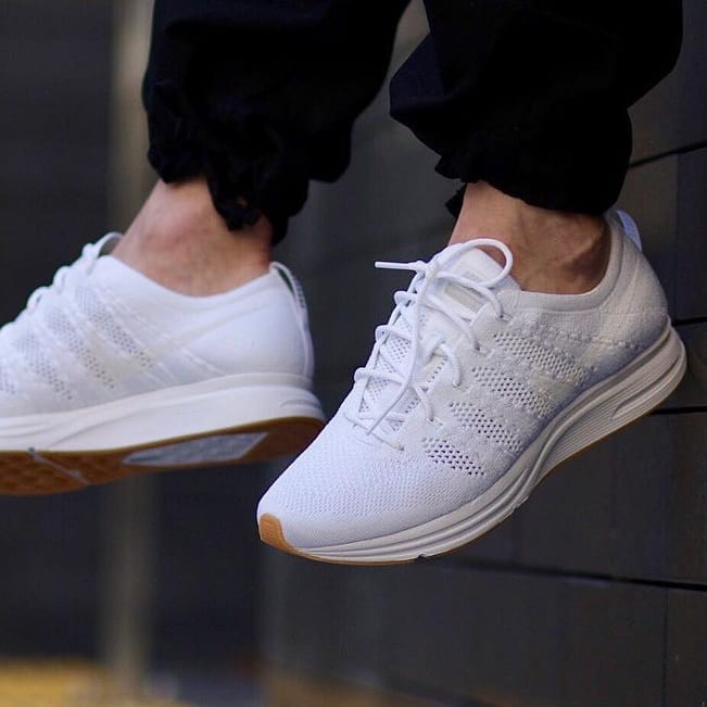 nike flyknit trainer all white