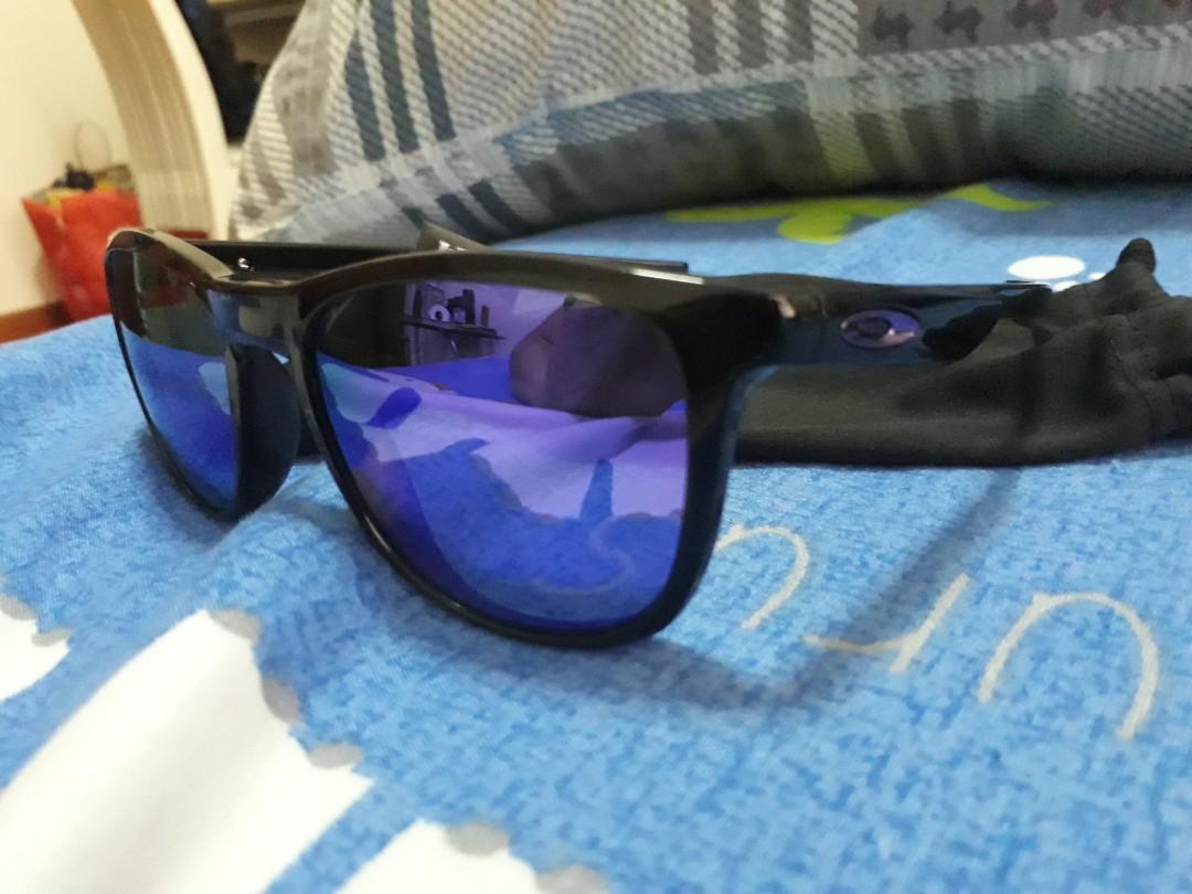 Oakley trillbe x violet iridium polarized on sale