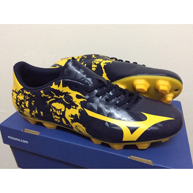 ORI Mizuno Ryuou MD Men s Fashion Activewear on Carousell