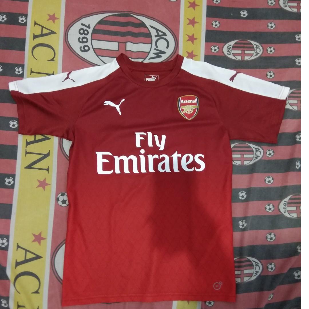 Puma Jersey Arsenal Size S Original Made In Georgia Fesyen Pria Pakaian Di Carousell