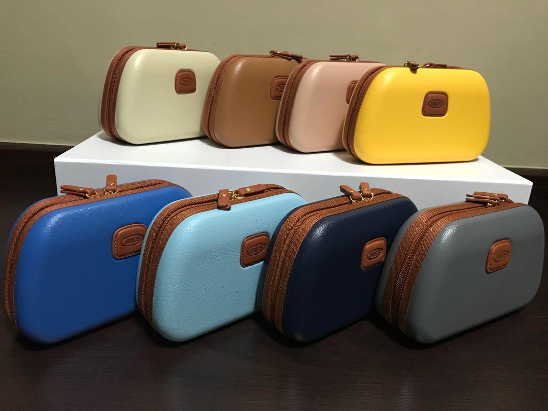 Qatar Airways Business Class BRIC’S Amenity Kit, Hobbies & Toys, Travel