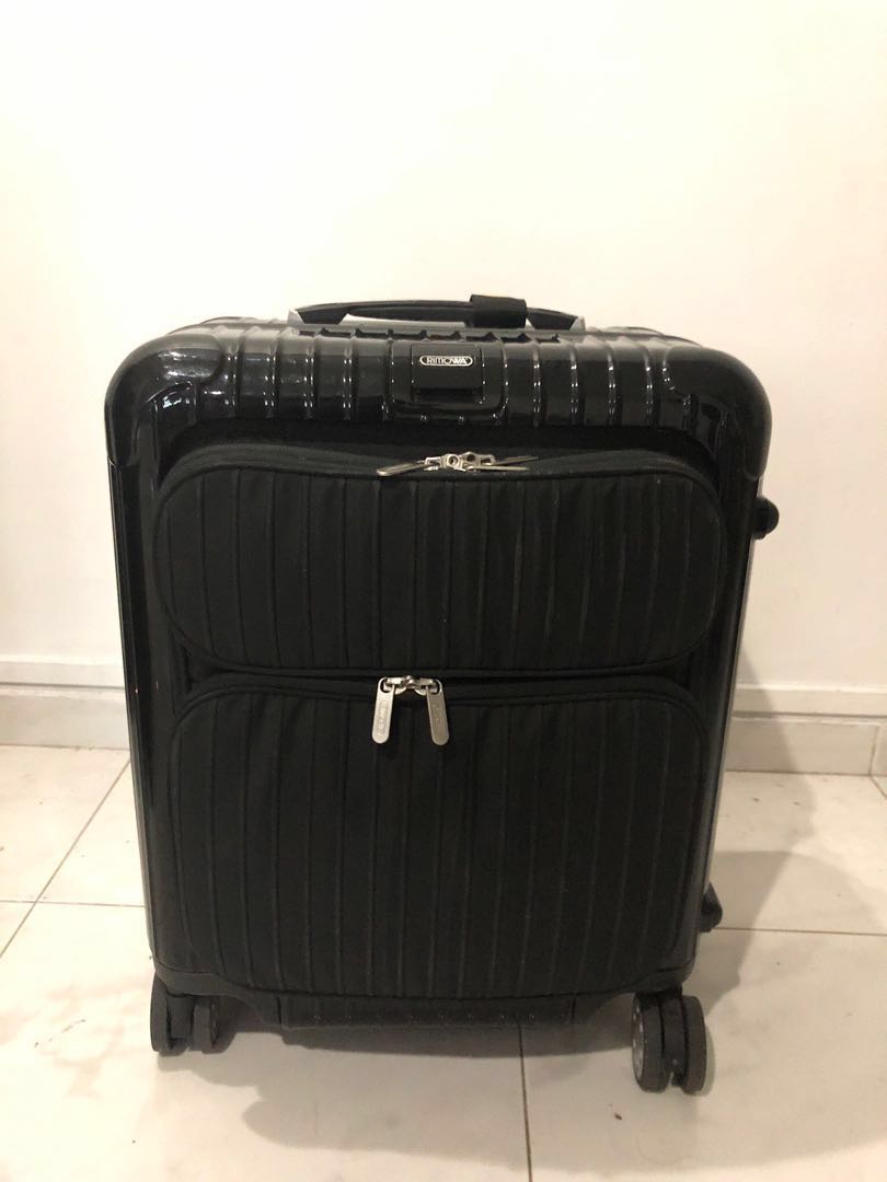 rimowa salsa deluxe carry on