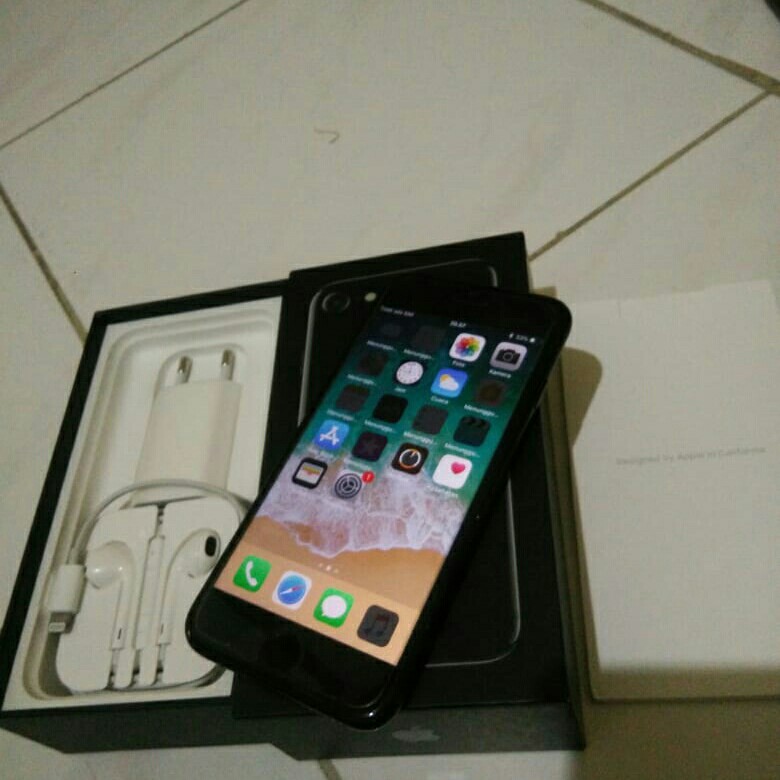 Second Iphone 7 128gb Resmi Ibox Jet Black Mulus Full Ori Garansi November 2018 Telepon Seluler Tablet Iphone