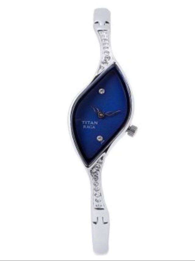 Titan Blue Dial Ladies Watch Women S Fashion Watches On Carousell