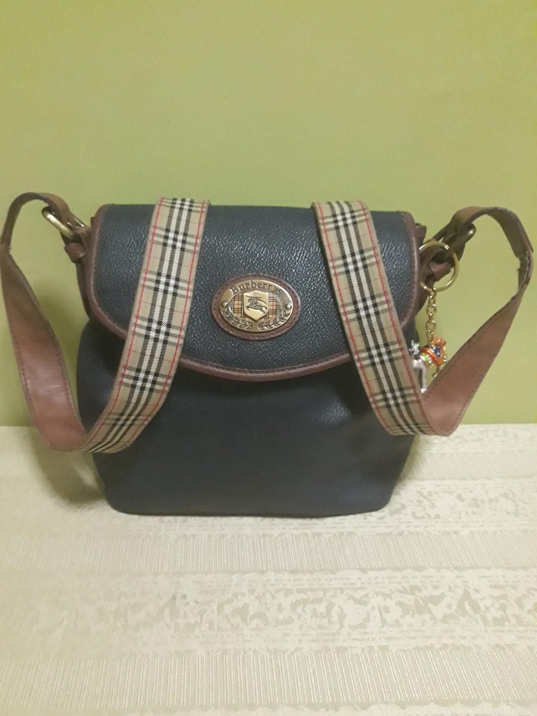 Vintage Burberry/Burberrys, Women's Fashion, Bags Purses & Pouches on Carousell