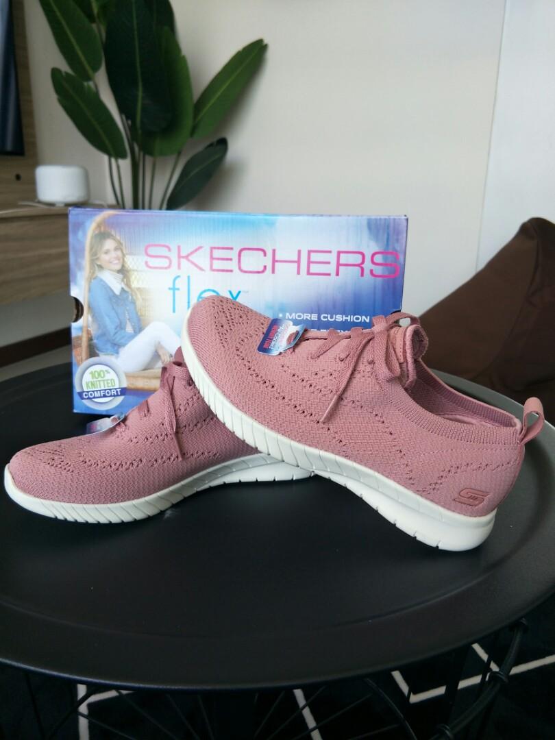 sketchers size 7