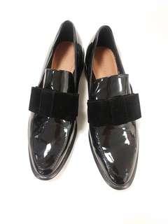 Zara patent loafers with velvet bow, size 7.5 / 38