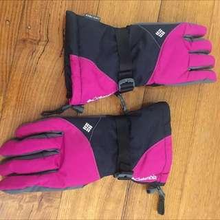 Womens Medium Snow Gloves