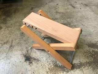 全新原木色結他腳踏 NEW Wooden Guitar Foot Step