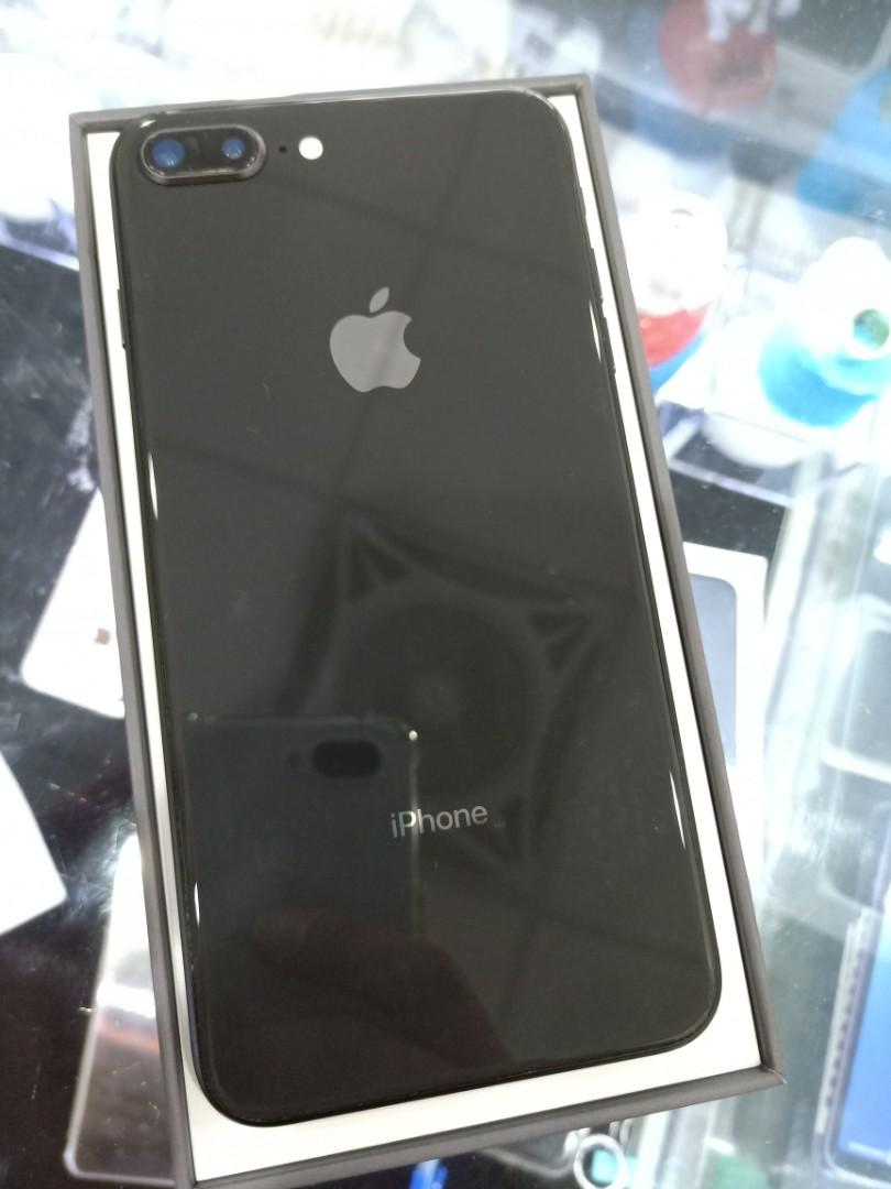 出售sell 中古iphone 8 Plus 256g 灰 手機平板 蘋果apple在旋轉拍賣 出售sell 中古iphone 8 Plus 256g 灰 手機平板 蘋果apple在旋轉拍賣