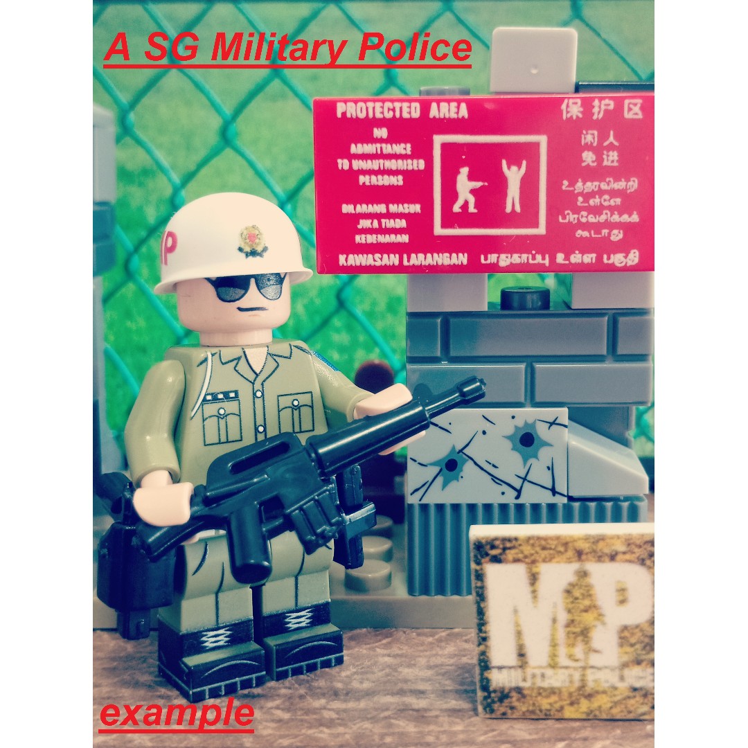 Lego military clearance police