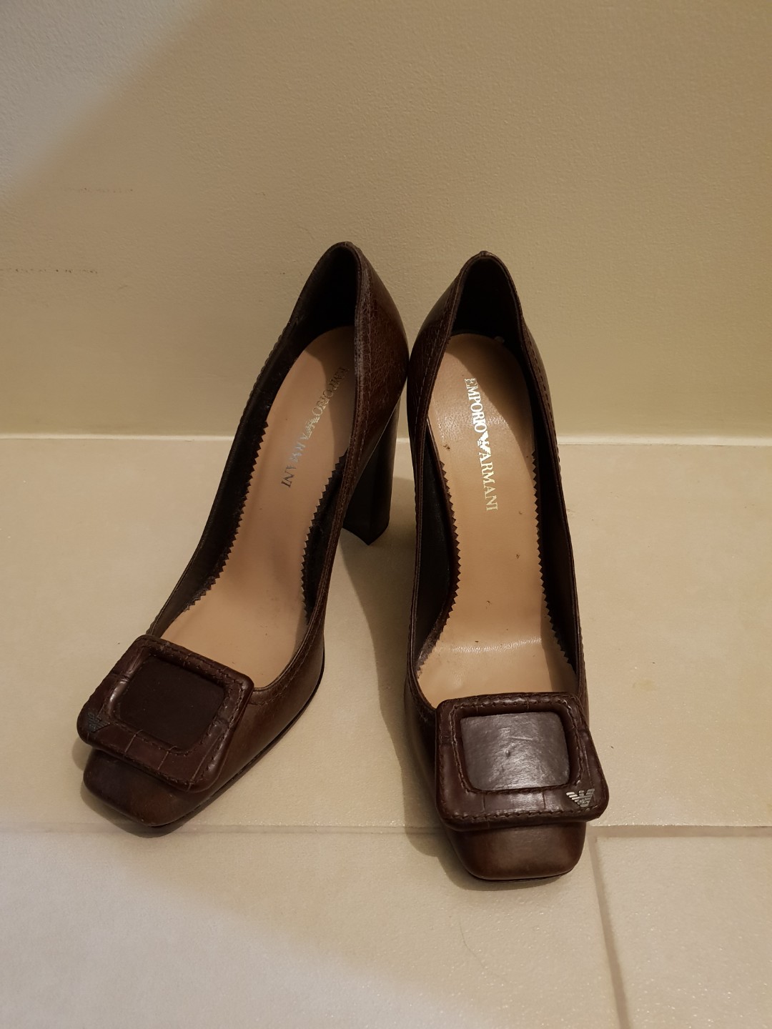 armani pumps