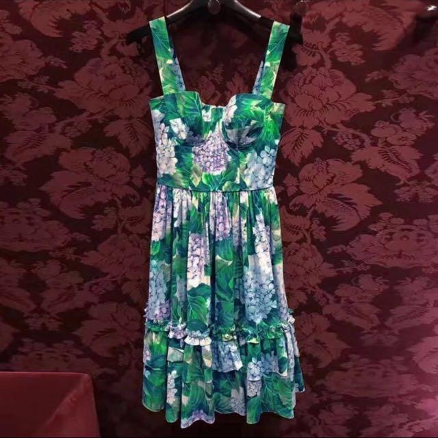 d&g green dress