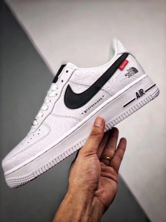 Full size Nike Air Force 1 X supreme The North Face Sneaker Footwear, Men's Fashion, Footwear, Sneakers on Carousell
