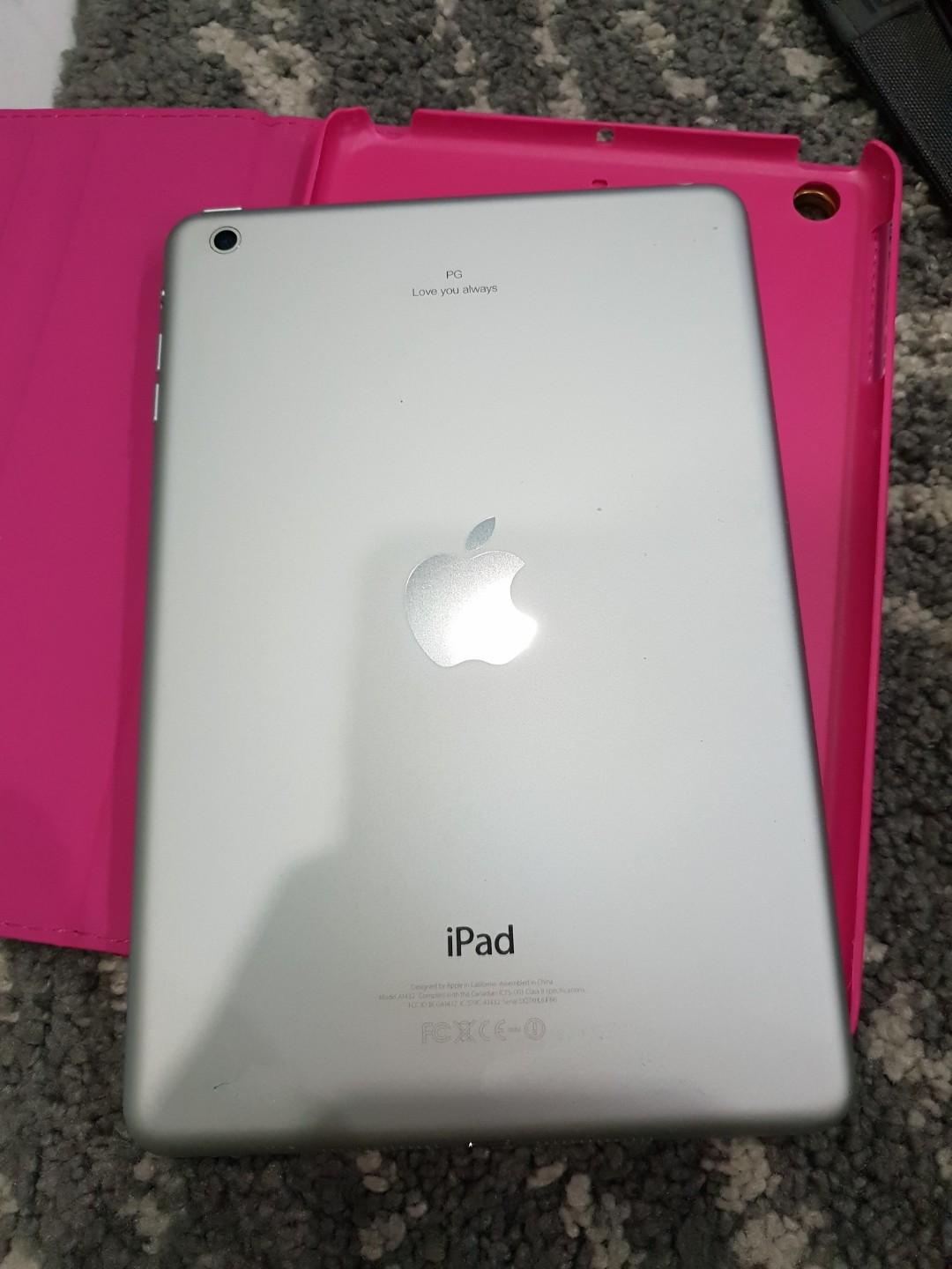 Ipad mini (Category: iPad) located in Subang Jaya. Submitted by menghao93 (Listing ID 191587207, Image 1). Description: Tablet only, screen has a little flickering issue. There is engraving behind the tablet, you can cover up with case or sticker.