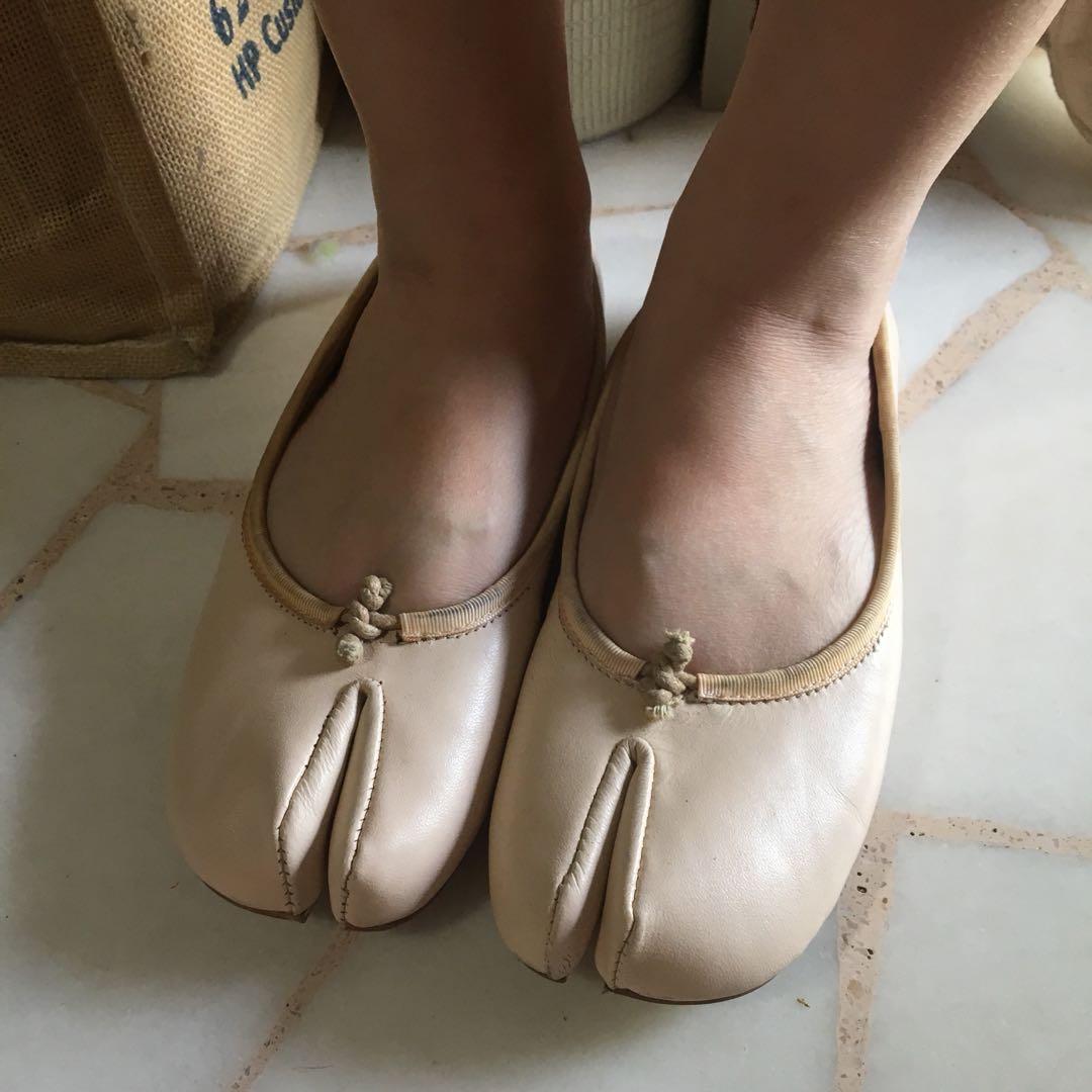 tabi ballerinas