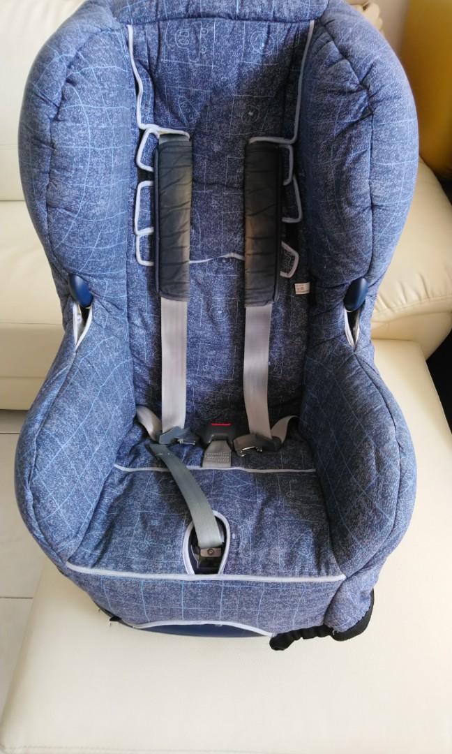 Maxi Cosi Universal Front Rear Car Seat Babies Kids Going Out Seats On Carou Maxi Cosi Universal Front Rear Car Seat, Maxi Cosi Front And Rear Car Seat