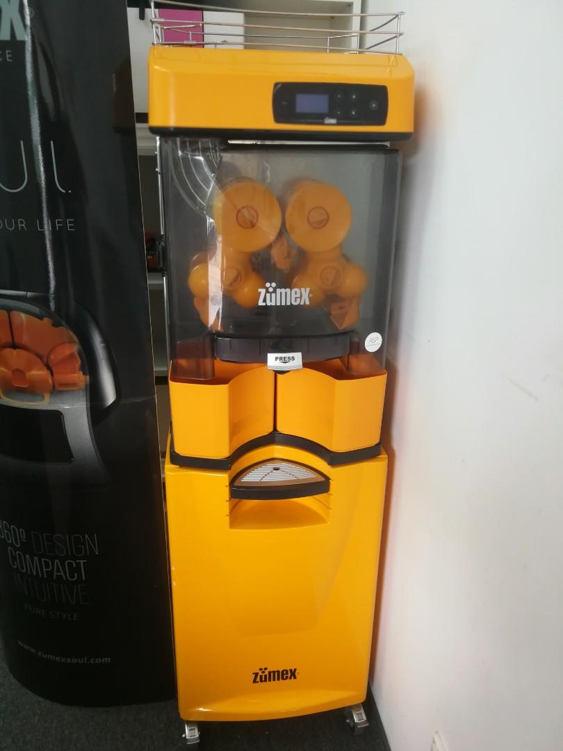 Zumex Automated Citrus Juicer, TV & Home Appliances, Kitchen Appliances