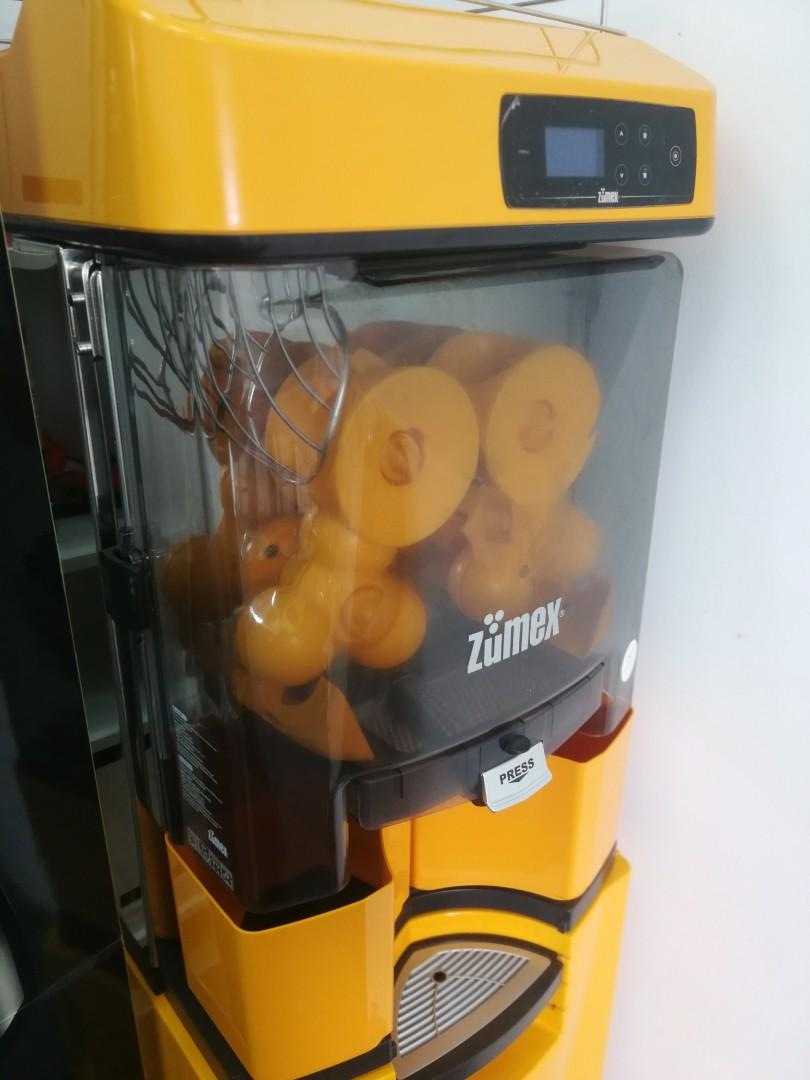 Zumex Automated Citrus Juicer, TV & Home Appliances, Kitchen Appliances