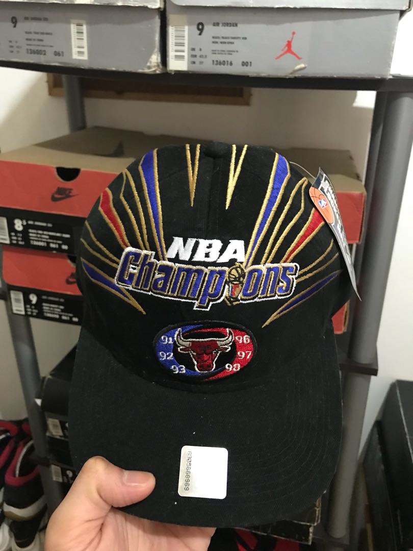 1998 Vintage NBA Champion Chicago Bulls Hat Hobbies Toys