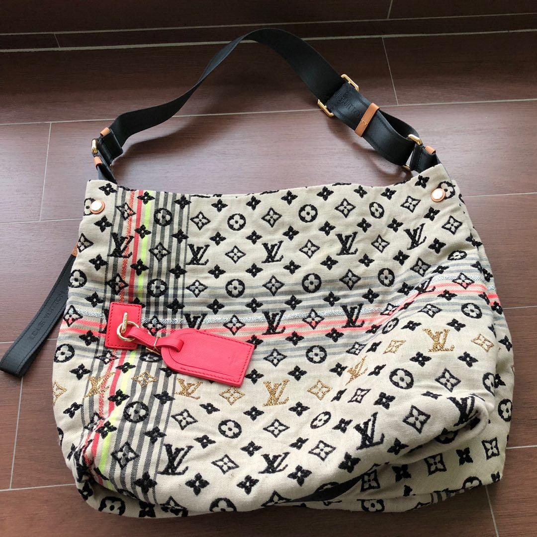 Reduced)Authentic Limited Edition Louis Vuitton Bohemian Monogram Cheche,  Luxury, Bags & Wallets on Carousell