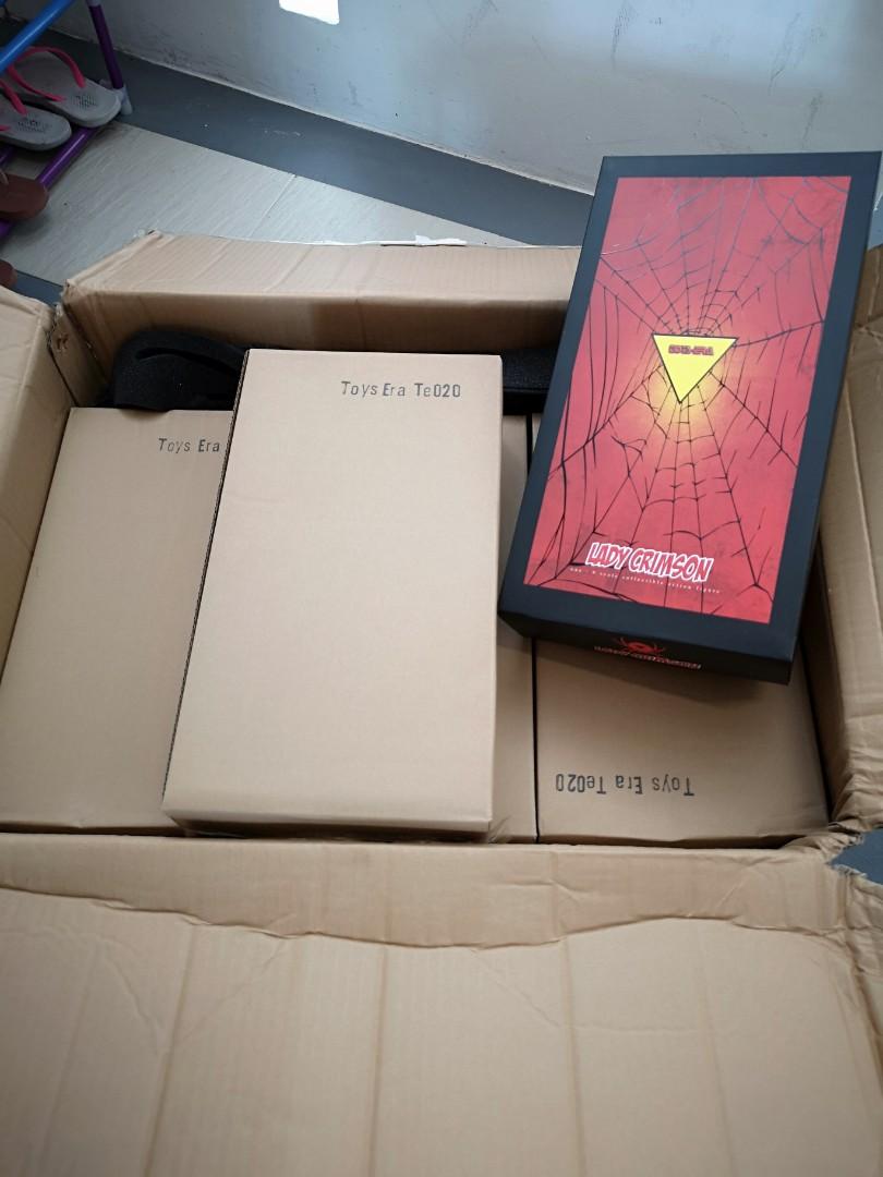 In Stock Toys Era Lady Crimson Spider women 5 pcs available, Hobbies