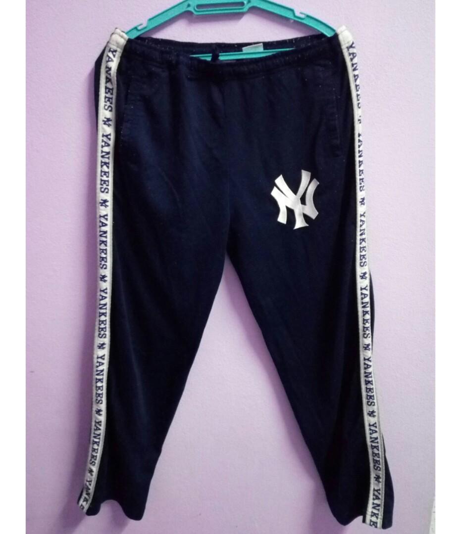 yankees tracksuit