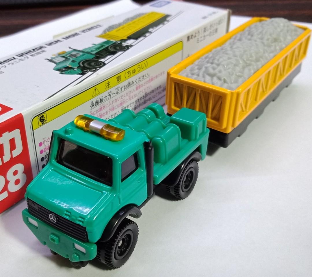 tomica unimog