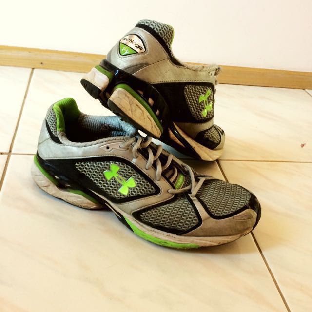 under armour foot sleeve shoes