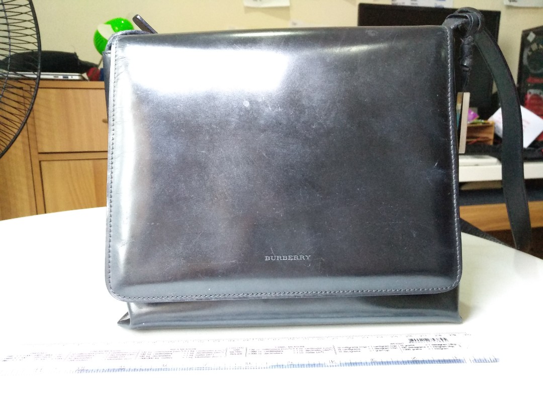vintage burberry leather bag