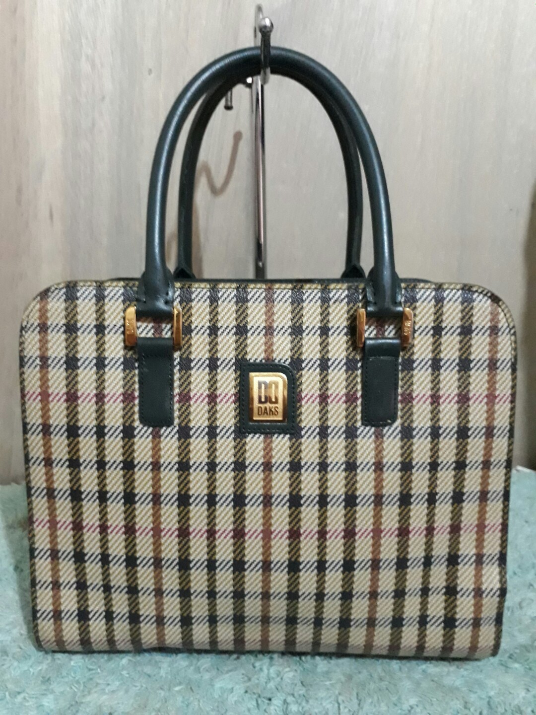 Daks london bag price store