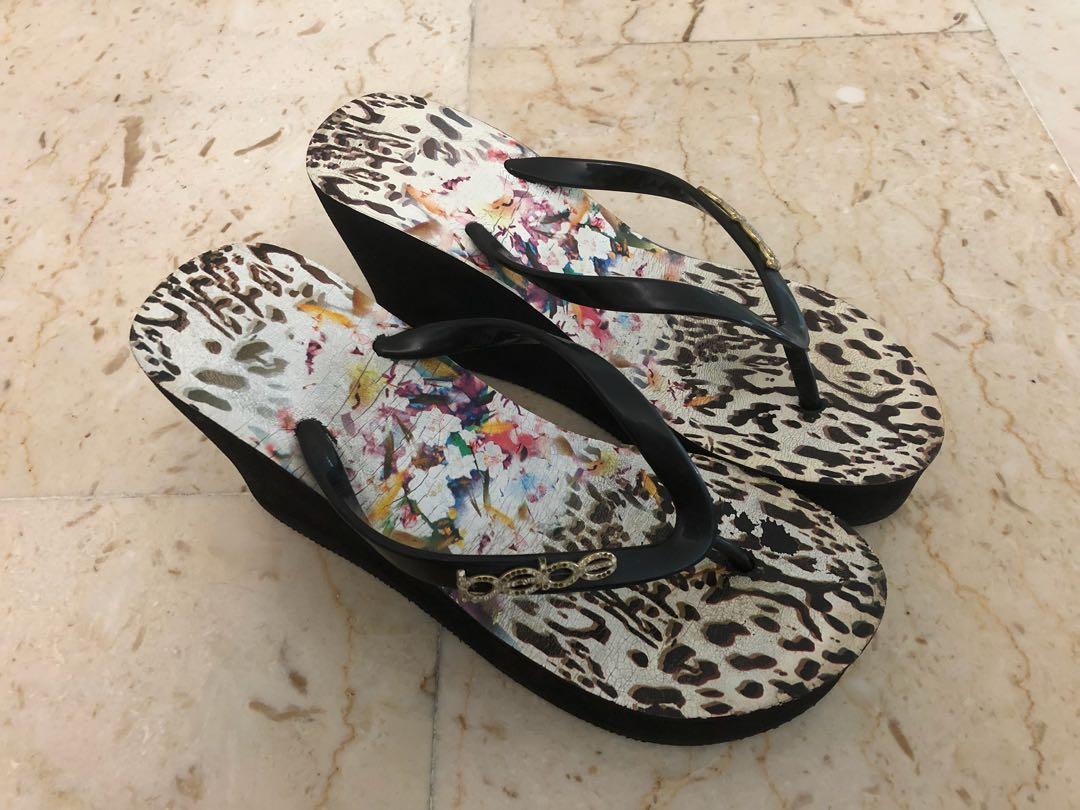bebe high heel flip flops