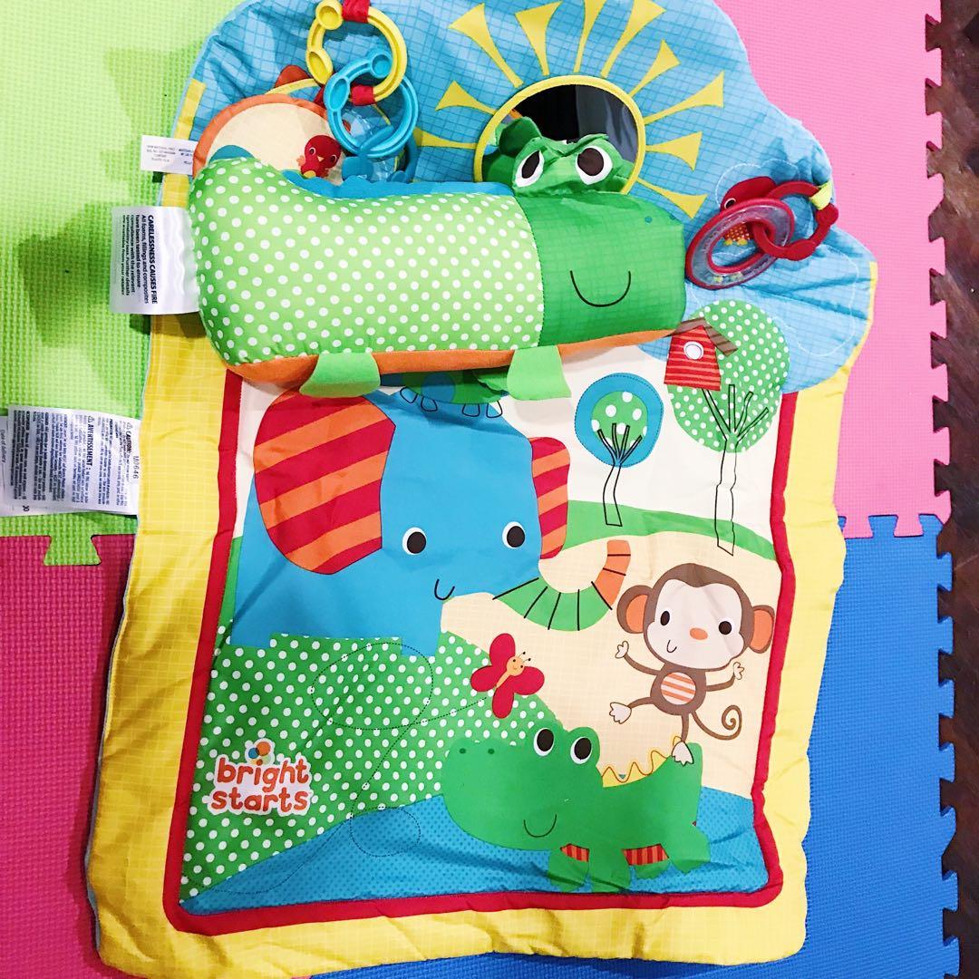 bright starts cuddly crocodile play mat