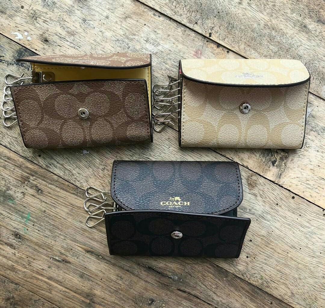 Coach key holder wallet, Women's Fashion, Bags & Wallets on Carousell