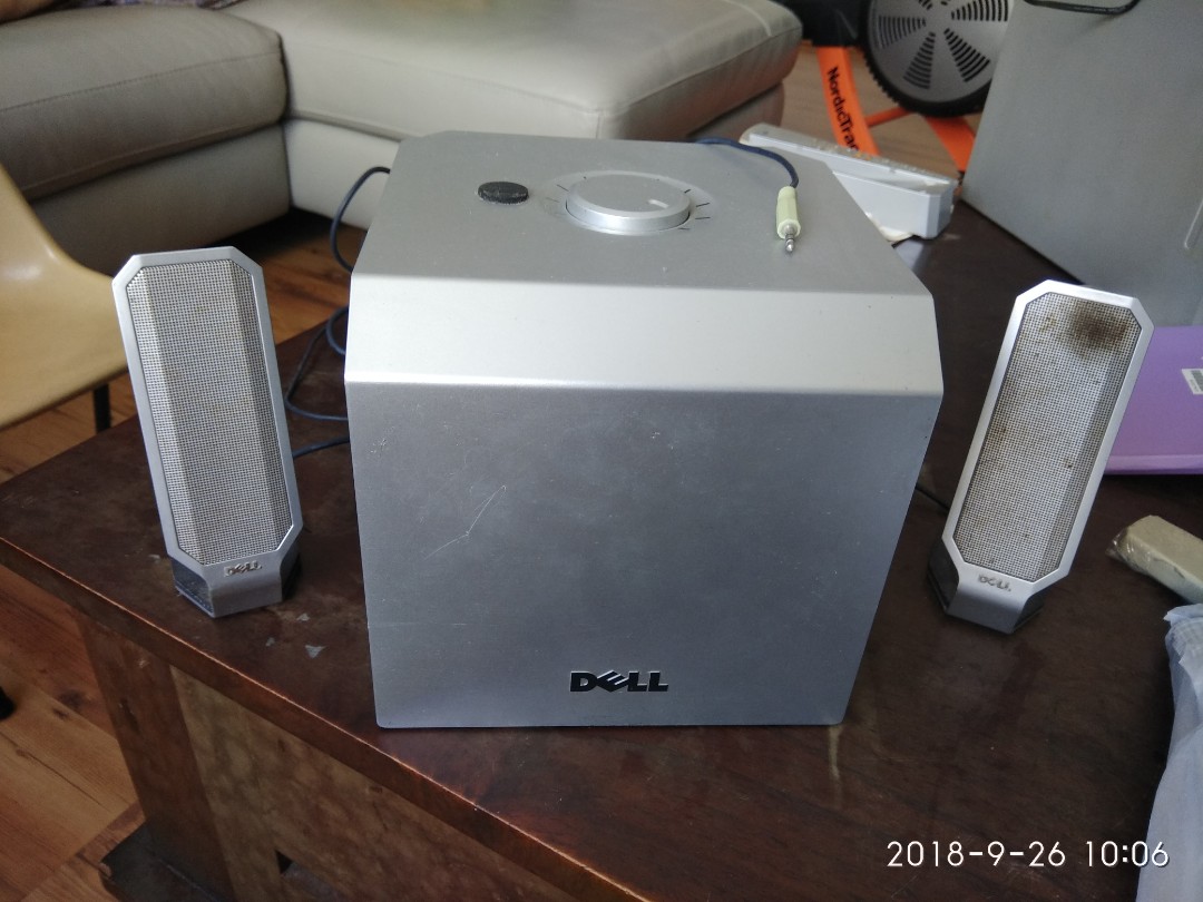 Dell Speaker System Powered Subwoofer Model A525, TV & Home