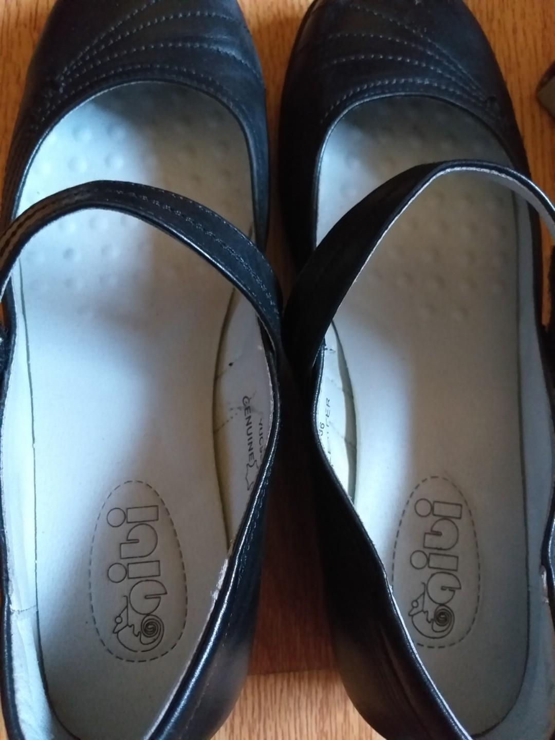 ladies school shoes size 9