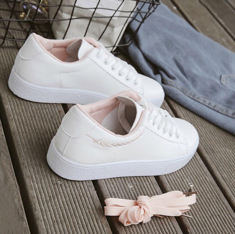 White shoes korean 2025 style
