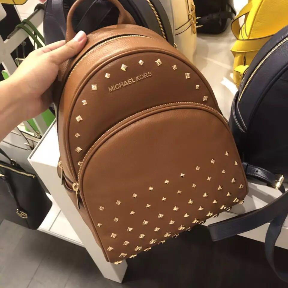 Michael Kors Mk Backpack Women S Fashion Bags Wallets Backpacks On Carousell