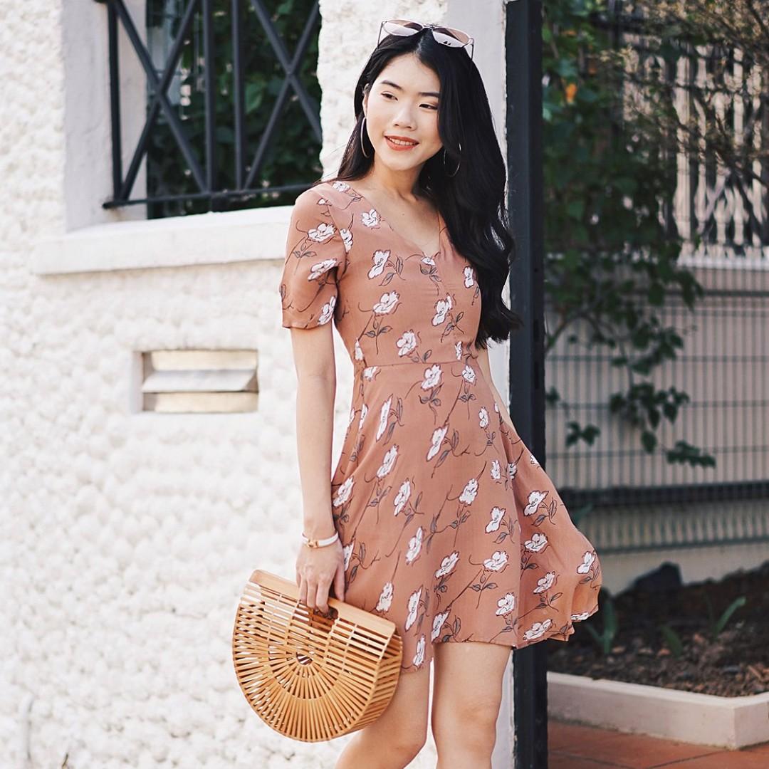 Windsor neon 2024 dress
