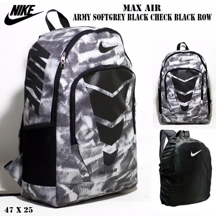 nike max air backpack size