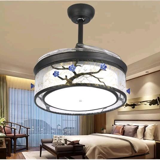 Old Traditional Flower Retractable Ceiling Fan Light