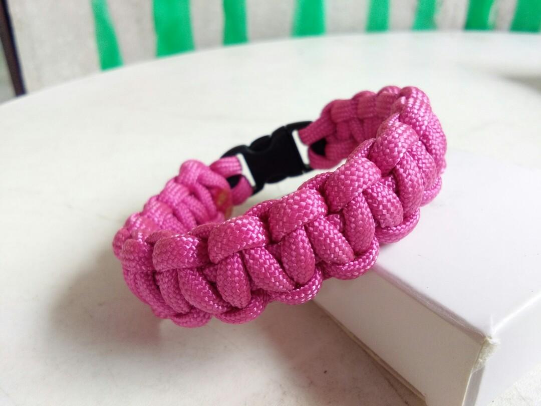 women's survival bracelet