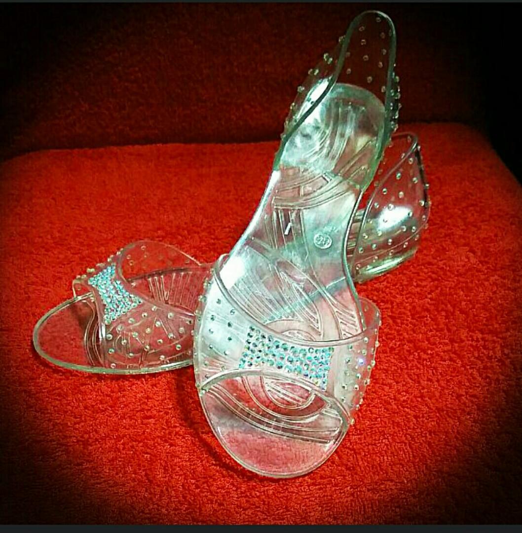 clear jelly flats