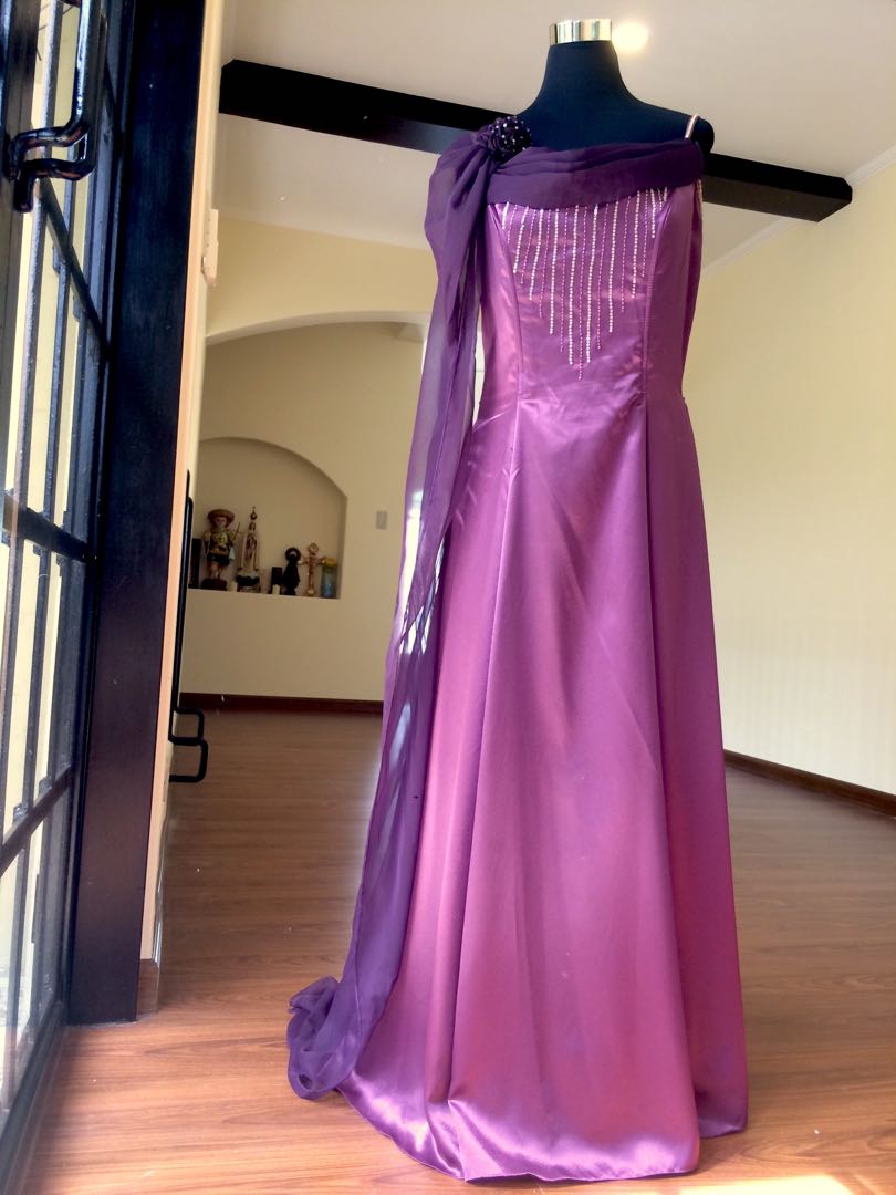 Simple gown on sale for graduation ball