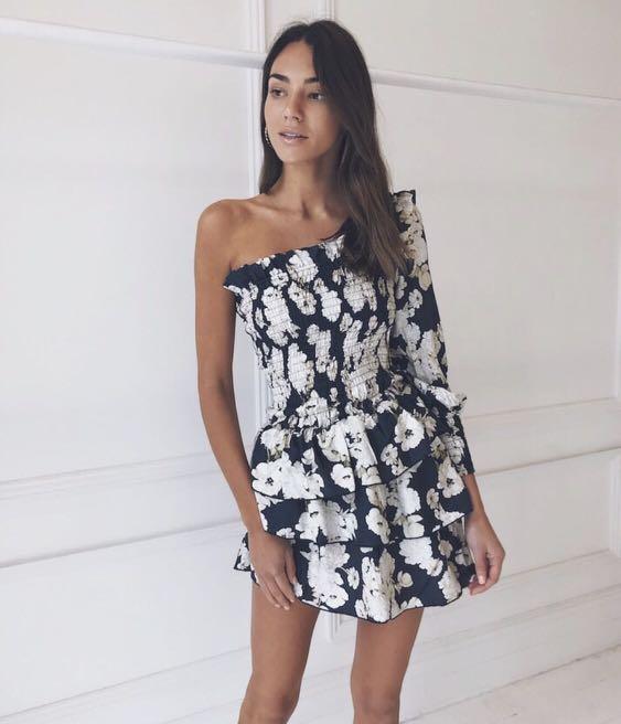 Sir bellagio one shoulder dress new arrivals