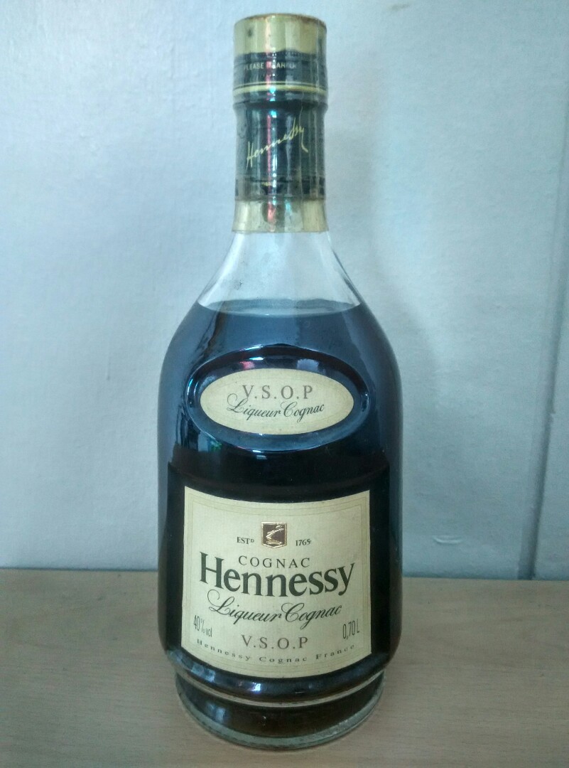 Hennessy Cognac VSOP, Food & Drinks, Alcoholic Beverages on Carousell