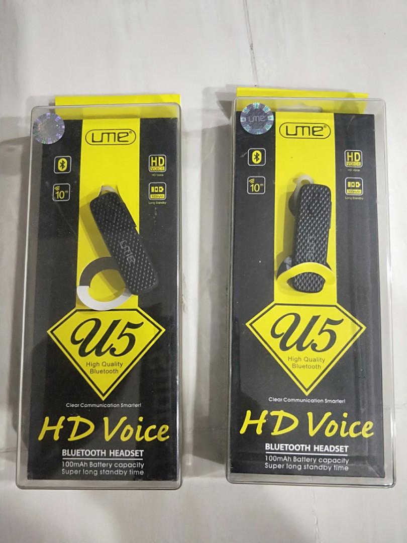 Bluetooth headset (Category: Headphones & Headsets) located in Singapore. Submitted by beararies (Listing ID 192028404, Image 2). Description: Still new.
