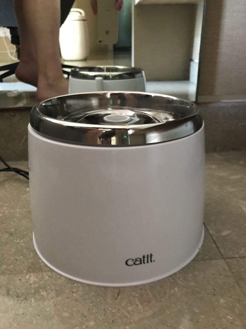 Catit Stainless Steel Water Fountain, Pet Supplies, Homes & Other Pet