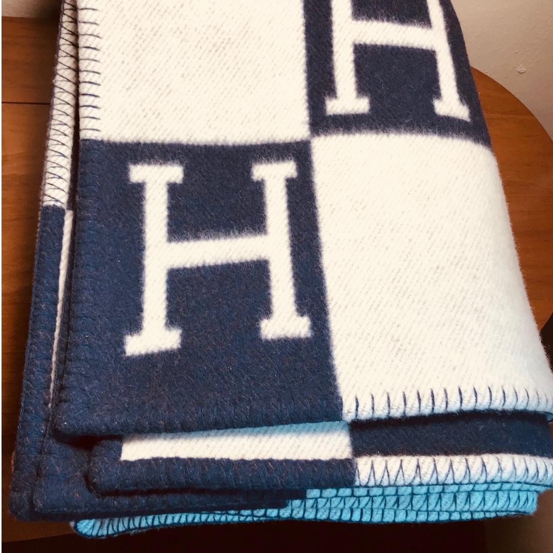 Hermes Avalon Throw Blanket In Classic Dark Blue